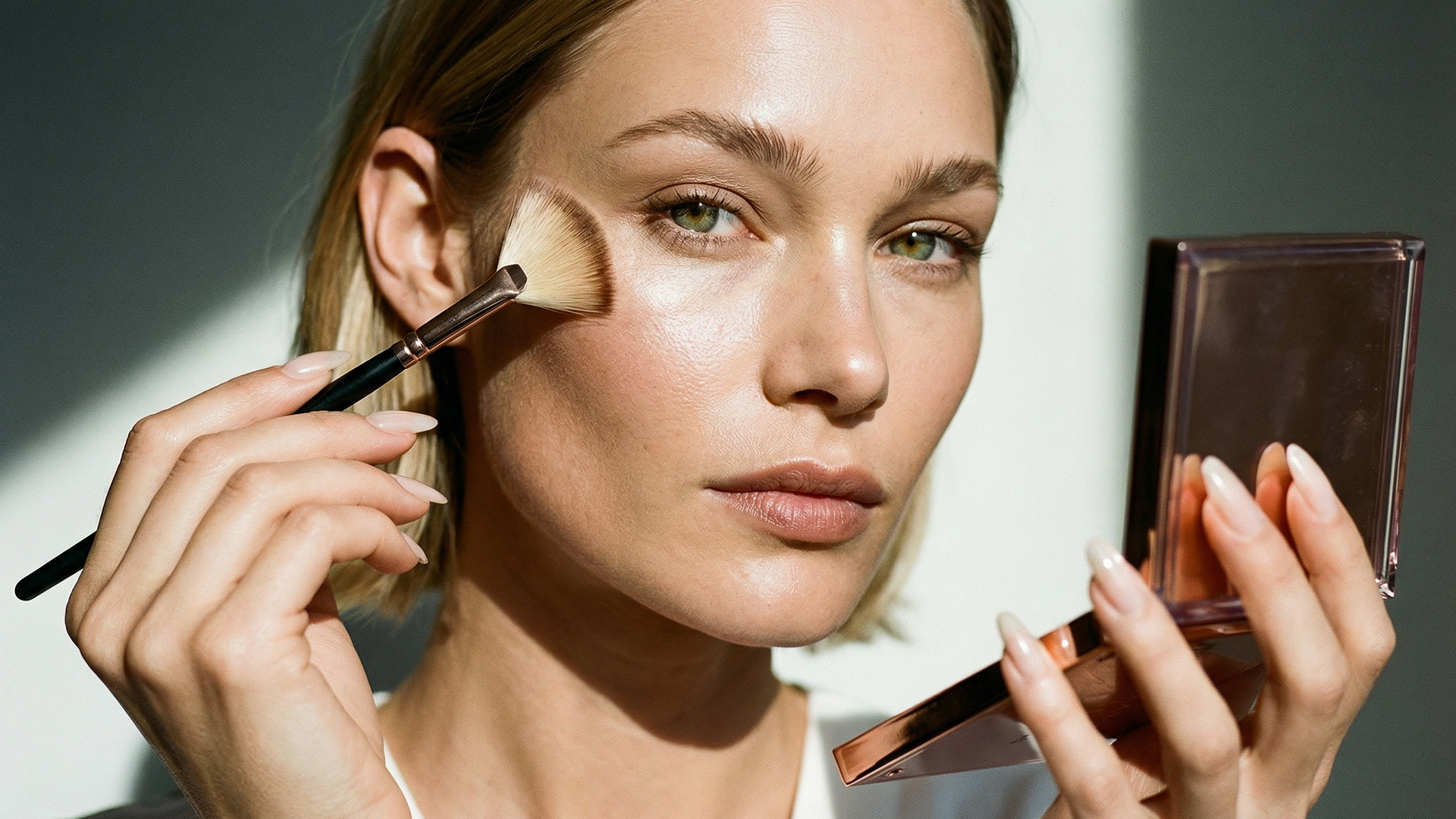 dermacol iluminador y colorete